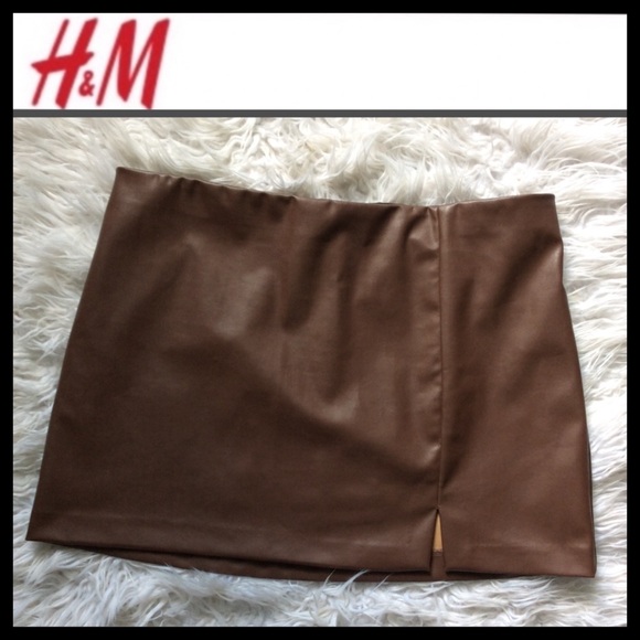 NWOT H&M Faux Leather Mini Skirt - Picture 2 of 5